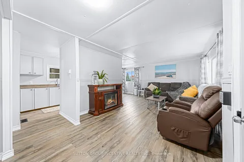 20 Weeping Willow Dr, Innisfil, ON L9S 1R6