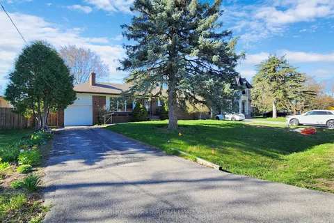 4 Honeybourne Cres, Markham, ON L3P 1P3