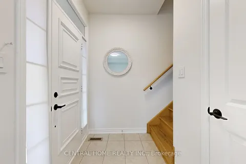 6A Parker Ave, Richmond Hill, ON L4E 2W4