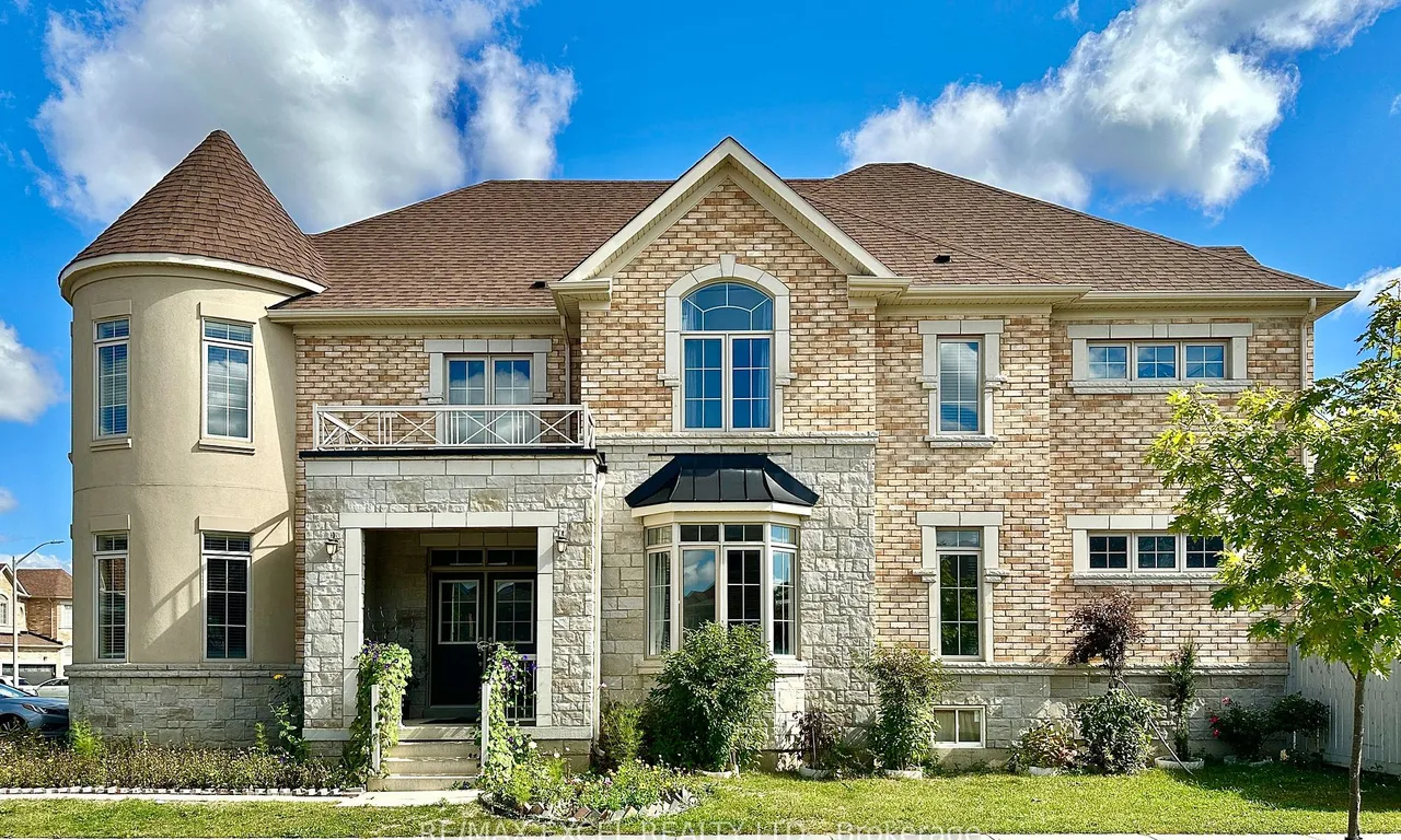 21 Tupling St, Bradford West Gwillimbury, ON L3Z 0W8
