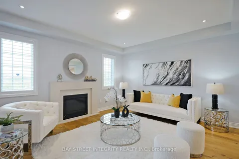 170 Baber Cres, Aurora, ON L4G 0Y6