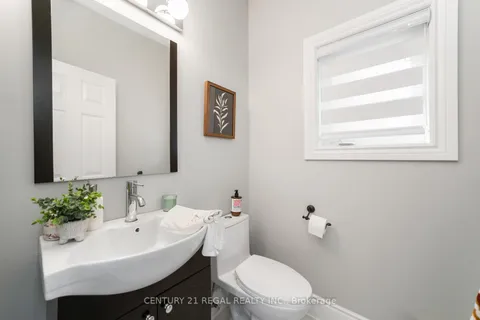 158 Gentile Circ, Vaughan, ON L4H 3N3