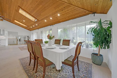 4926 Cherry St, Whitchurch-Stouffville, ON L4A 7X4