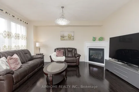 80 Bush Ridges Ave, Richmond Hill, ON L4E 0N6