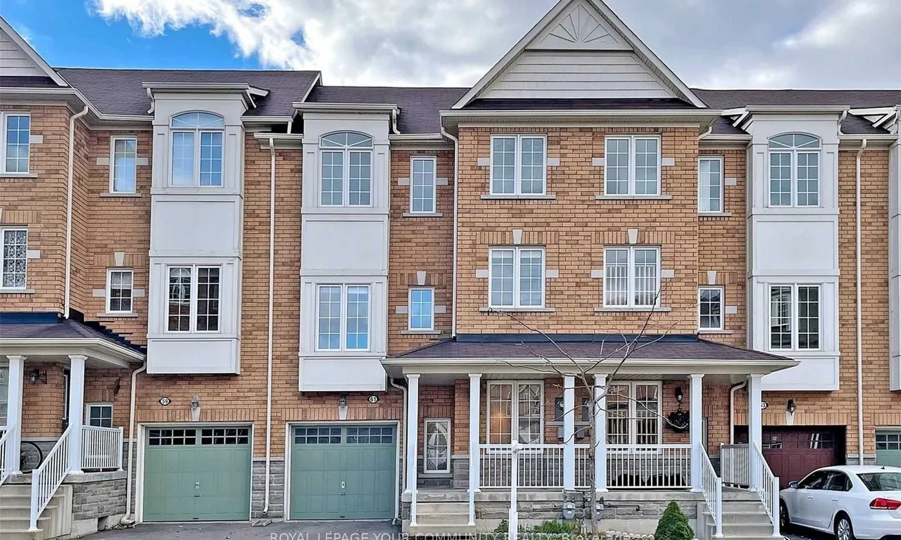 15 Old Colony Rd, Richmond Hill, ON L4E 4L5