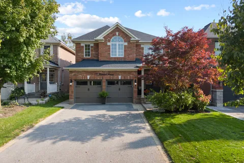 179 Wildwood Ave, Richmond Hill, ON L4E 4N3