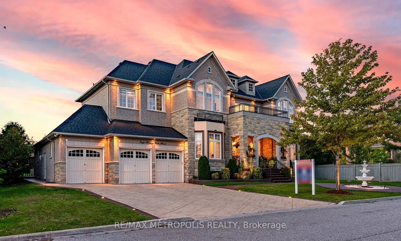 8 Heritage Woods Manr, Markham, ON L6C 3H1