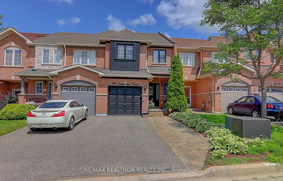 44 Lodgeway Dr, Vaughan, ON L6A 3S6