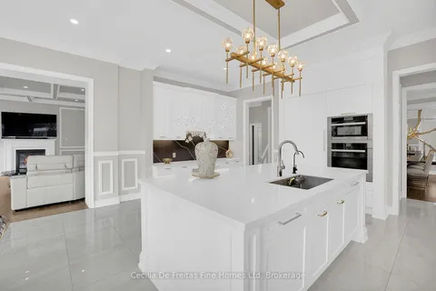 45 Larkin Ave, King, ON L7B 0N9