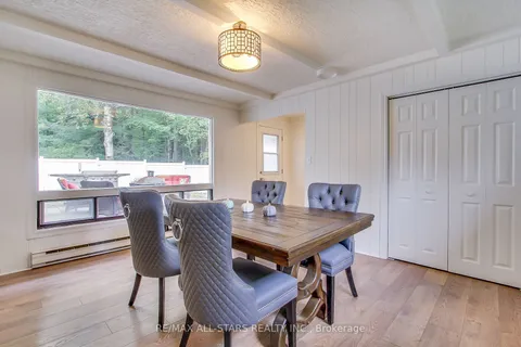 621 Pinegrove Ave, Innisfil, ON L9S 2K4