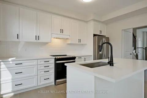 12 Sam Battaglia Cres, Georgina, ON L0E 1R0