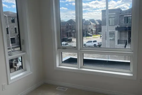 132 Mumbai Drive, Markham, ON L3S 3K5