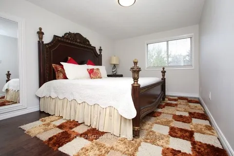 165 Appleby Cres, Markham, ON L3R 4L1