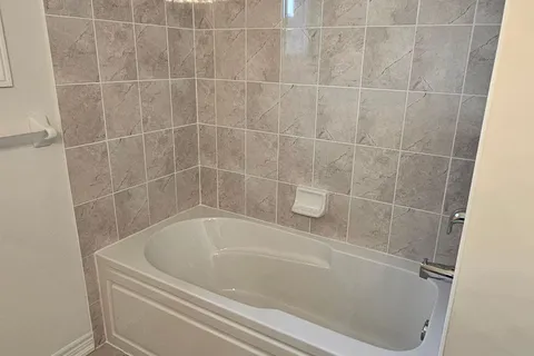 55 Baycroft Blvd, Essa, ON L3W 0M1