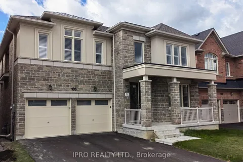 135 Ben Sinclair Ave, East Gwillimbury, ON L9N 0S3