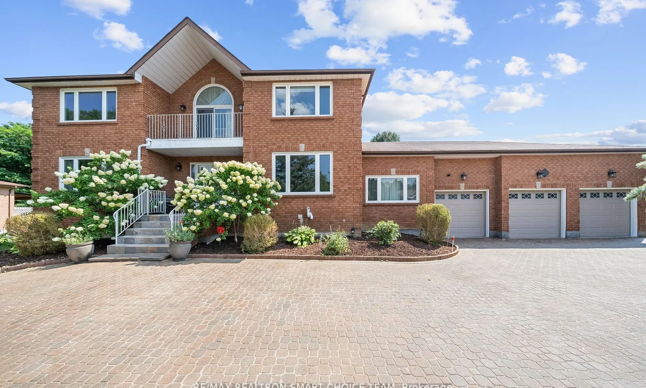 89 Beckenridge Dr, Markham, ON L3S 3B1