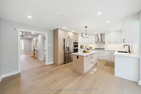 89 Beckenridge Dr, Markham, ON L3S 3B1