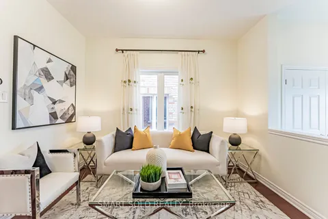 14 Greenspire Ave, Markham, ON L6E 0N2
