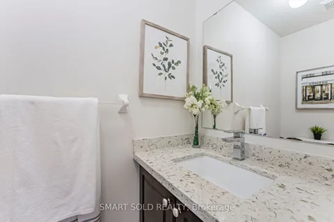 14 Greenspire Ave, Markham, ON L6E 0N2