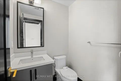 60 Saddlecreek Dr, Markham, ON L3T 0A4