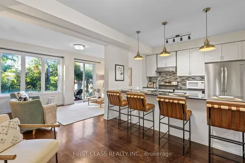 21 Dariole Dr, Richmond Hill, ON L4E 0Z2