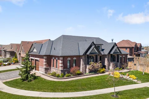 1076 Ralston Loop, Innisfil, ON L9S 0L1