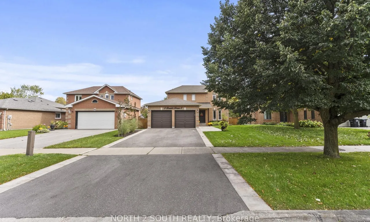5 Daniele Ave, New Tecumseth, ON L0G 1A0