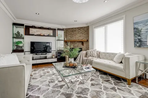 37 Beulah Dr, Markham, ON L3S 3N2