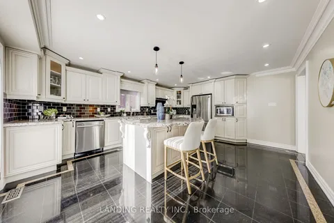 37 Beulah Dr, Markham, ON L3S 3N2