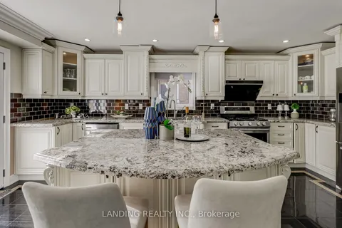 37 Beulah Dr, Markham, ON L3S 3N2