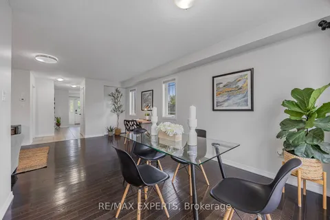 2150 Galloway St, Innisfil, ON K6H 5R6