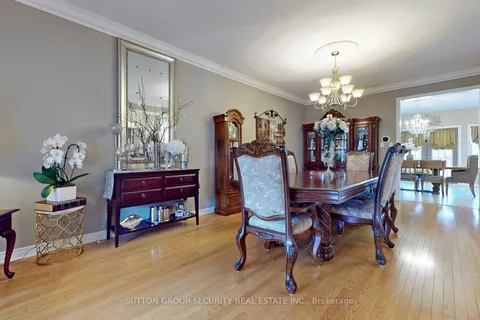 40 Meadow Ridge Crt, Vaughan, ON L6A 0C3