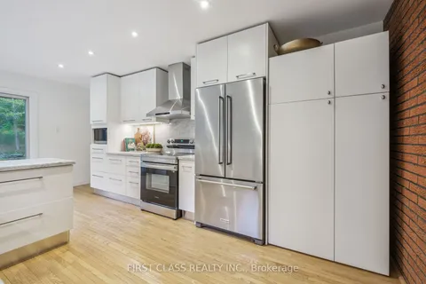 125 Watch Hill Rd, King, ON L7B 1K1