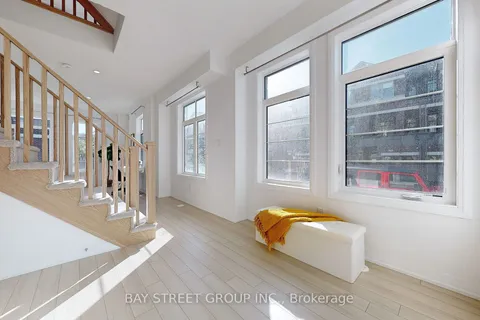 1 Sissons Way, Markham, ON L6B 1R2