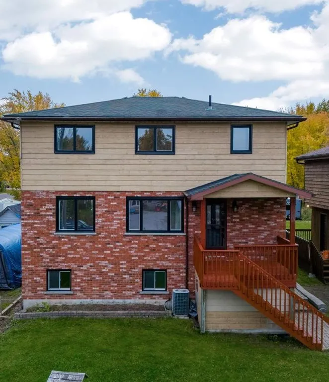 1063 WOOD St, Innisfil, ON L0L 1K0