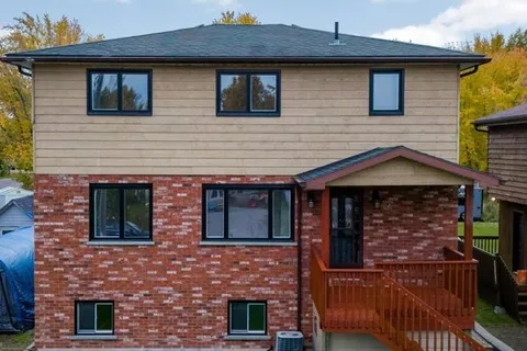 1063 WOOD St, Innisfil, ON L0L 1K0