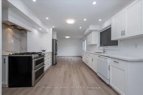 1063 WOOD St, Innisfil, ON L0L 1K0