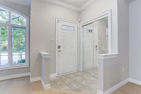 419 Bantry Ave, Richmond Hill, ON L4B 4E9