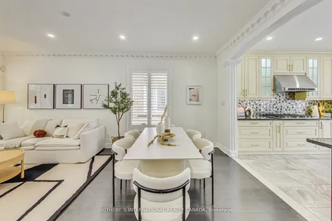 5 Winter Creek Cres, Markham, ON L6C 3E4