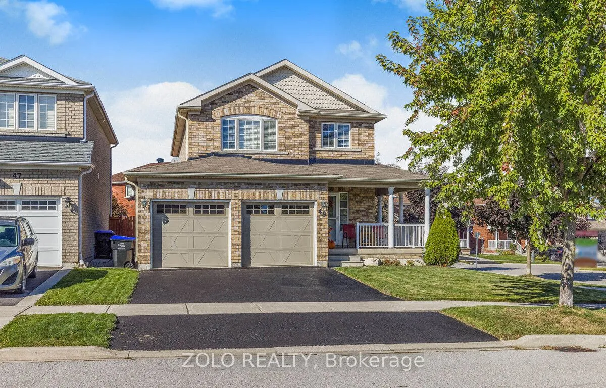 49 Christina Cres, Bradford West Gwillimbury, ON L3Z 0B1