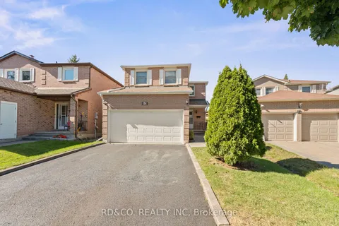 52 Strathmore Dr, Markham, ON L3P 6K3