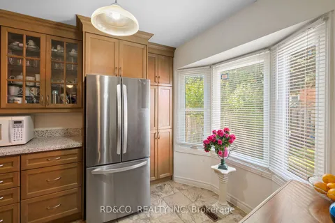 52 Strathmore Dr, Markham, ON L3P 6K3