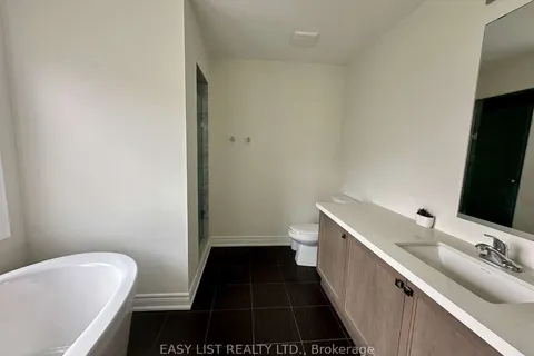 103 Carriage Shop Bend, East Gwillimbury, ON N1T 0G6