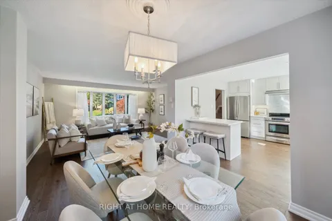 1 Sir Galahad Pl, Markham, ON L3P 2H5