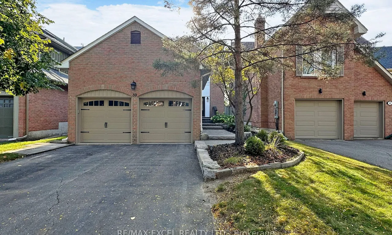39 Redwood Lane, Markham, ON L3R 3Z1