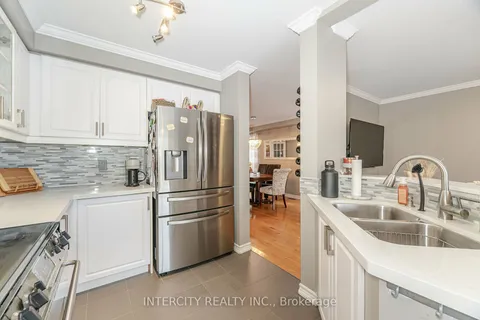 71 Echo Ridge Cres, Vaughan, ON L4H 2K1