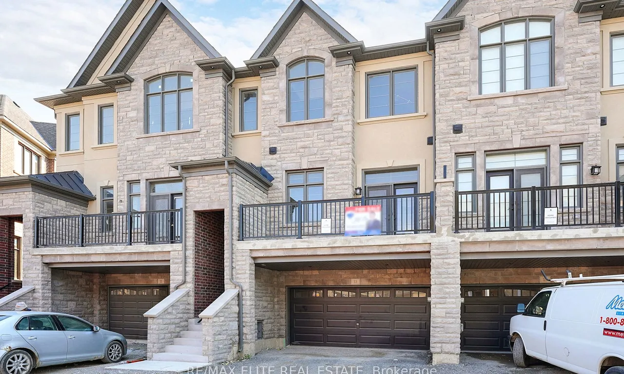 13 West Village Lane, Markham, ON L6C 1K4