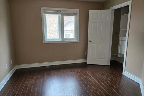 22 Havelock Gate, Markham, ON L3S 3X8