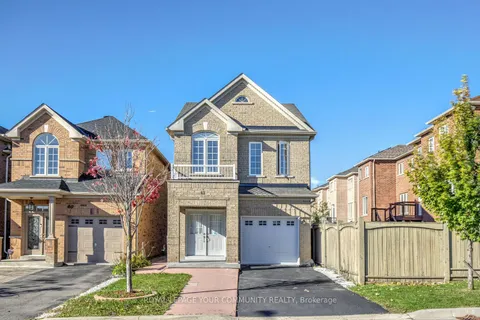 62 Laramie Cres, Vaughan, ON L6A 0P8