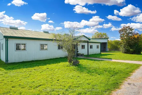 18054 Warden Ave, East Gwillimbury, ON L0G 1V0